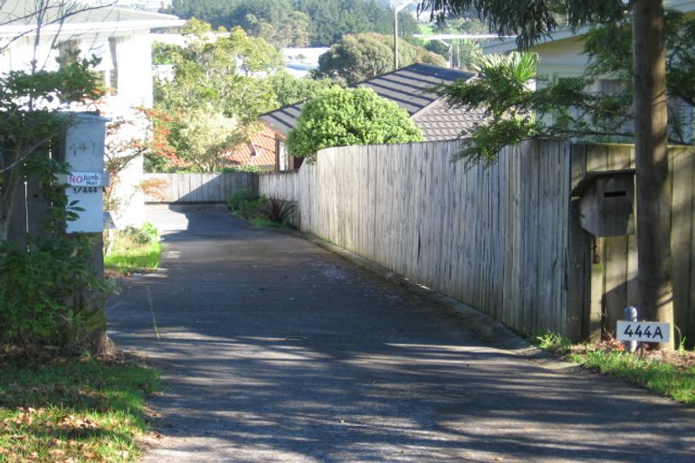 Photo of property in 2/444 East Coast Road, Windsor Park, Auckland, 0630