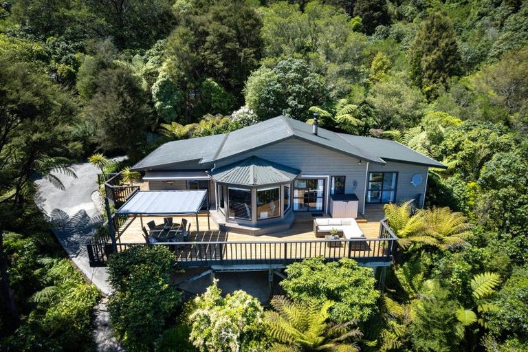 Photo of property in 253 Queen Charlotte Drive, Havelock, Picton, 7281