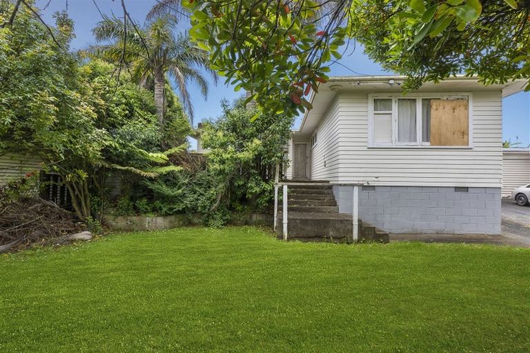 Photo of property in 106 Coxhead Road, Wattle Downs, Auckland, 2103