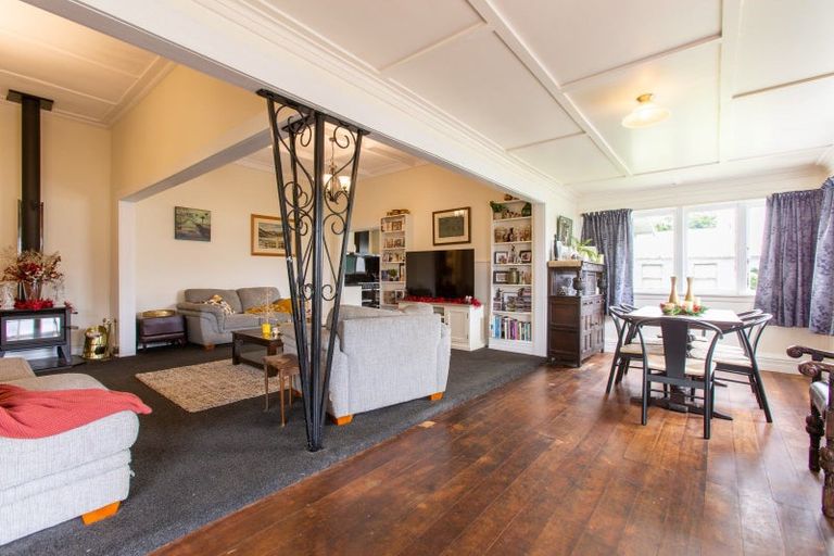 Photo of property in 62 Barraud Street, Dannevirke, 4930