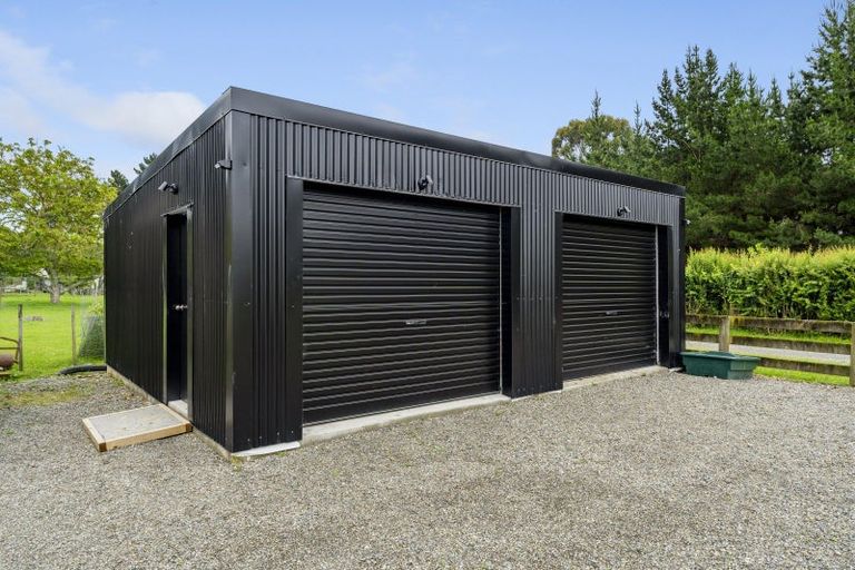 Photo of property in 140 School Road, Te Horo, Otaki, 5582