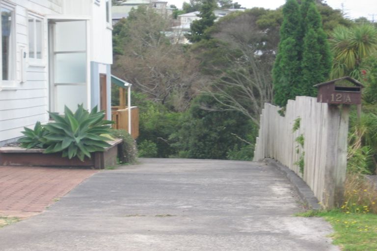Photo of property in 1/12 Windy Ridge Road, Glenfield, Auckland, 0629