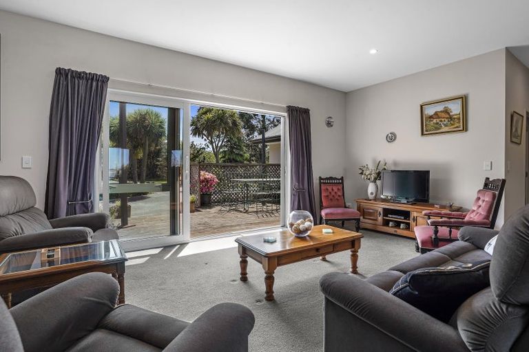 Photo of property in 152 Deans Road, Darfield, 7571