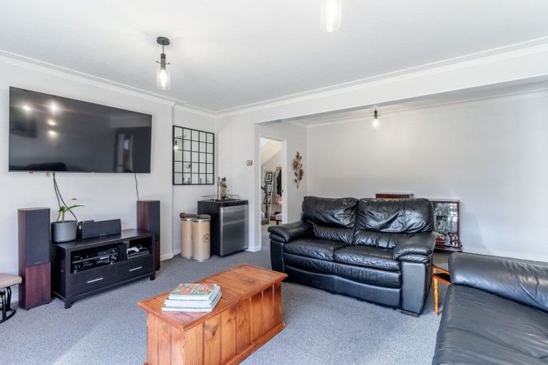 Photo of property in 24 Hamilton Avenue, Winton, 9720