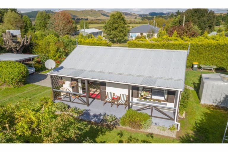 Photo of property in 204 Whitecliffs Road, Whitecliffs, Coalgate, 7673