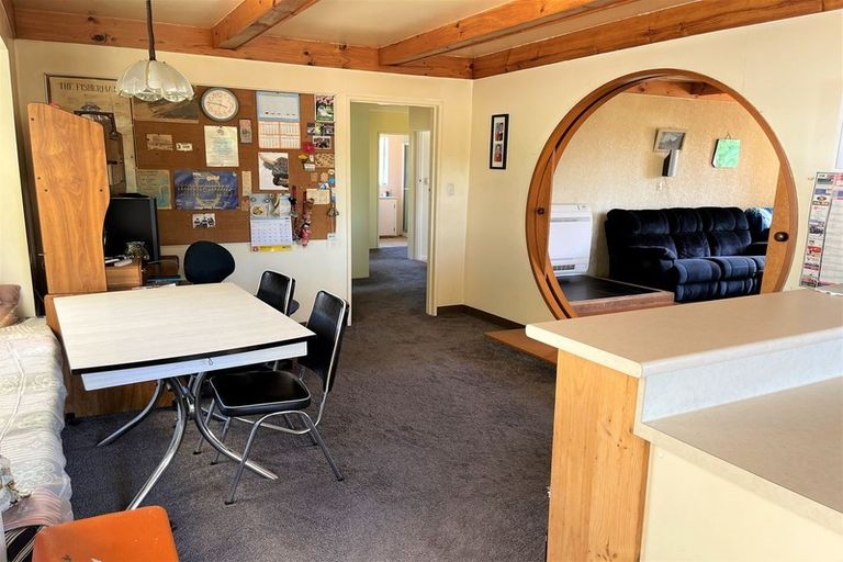 Photo of property in 11 Stuart Street, Owaka, 9535