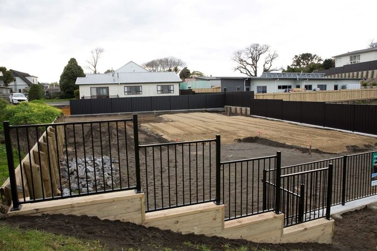 Photo of property in 15 Rawhiti Place, Saint Johns Hill, Whanganui, 4501