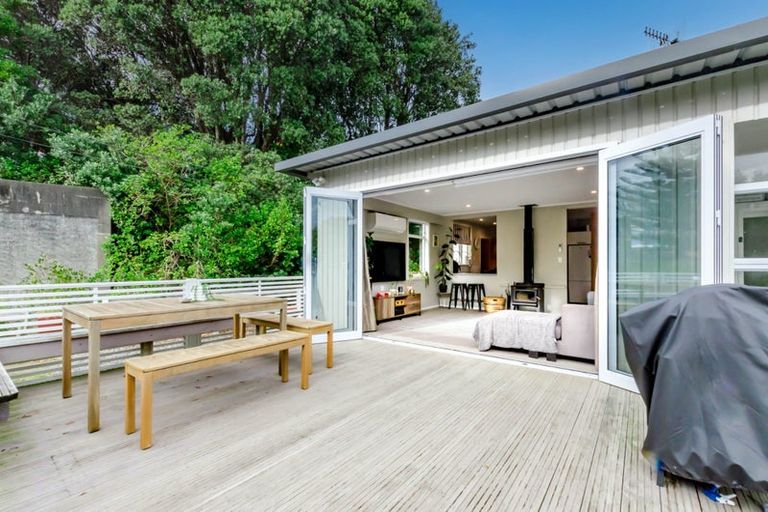 Photo of property in 8 Ngaio Road, Raumati Beach, Paraparaumu, 5032