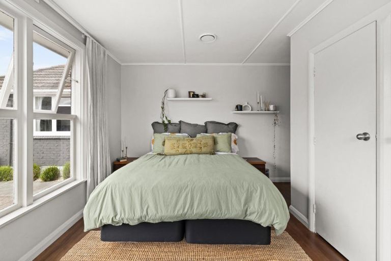 Photo of property in 708 Grove Road, Mayfair, Hastings, 4122