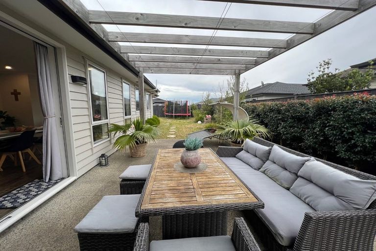 Photo of property in 14 Paso Fino Crescent, Karaka, Papakura, 2113