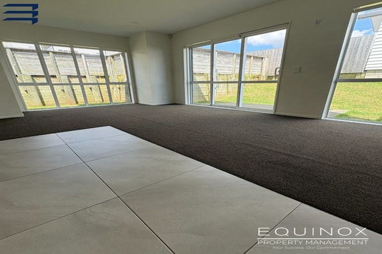 Photo of property in 49 Joseph Street, Flat Bush, Auckland, 2019