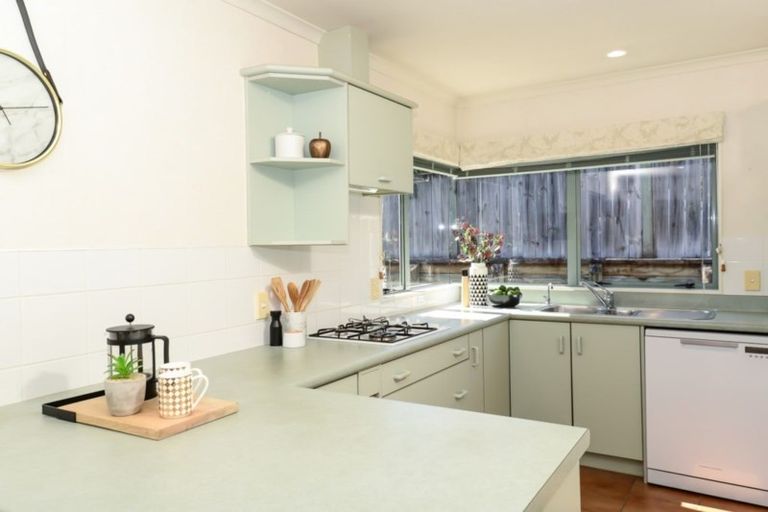 Photo of property in 4 Melfort Place, Nawton, Hamilton, 3200