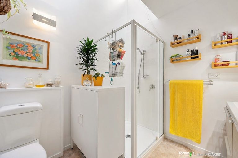 Photo of property in 1/2 Alice Street, Alicetown, Lower Hutt, 5010