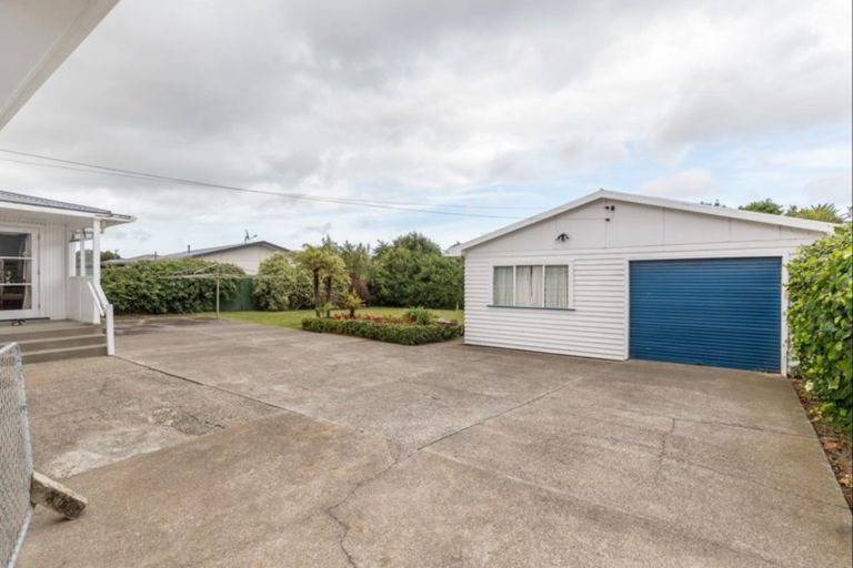 Photo of property in 23 Tasman Street, Levin, 5510