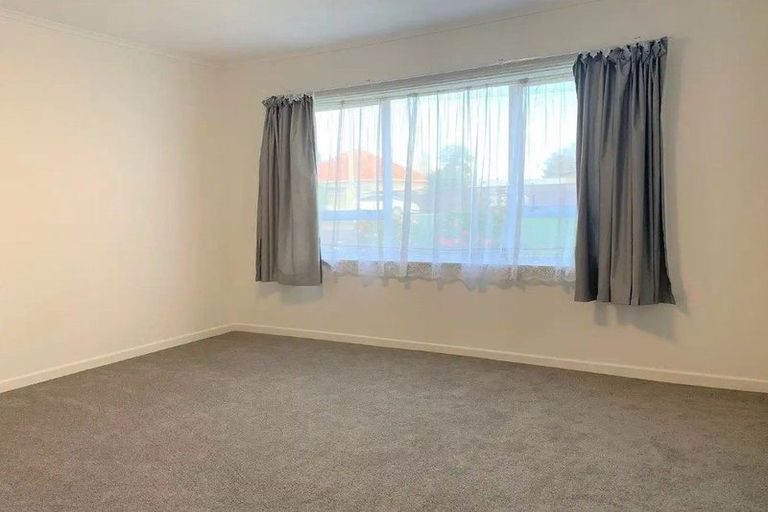 Photo of property in 136 Wyllie Road, Papatoetoe, Auckland, 2025