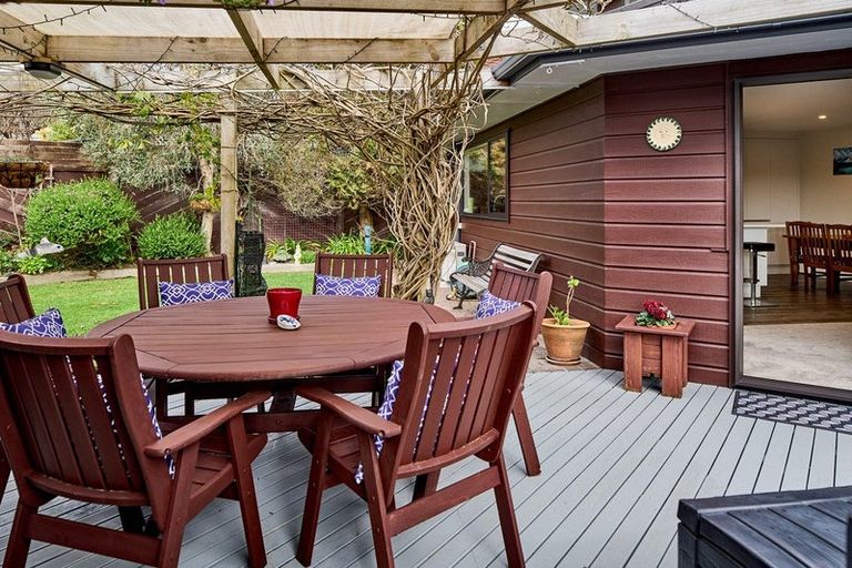 Photo of property in 13 Halladale Road, Papakowhai, Porirua, 5024