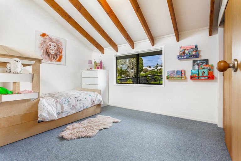 Photo of property in 24 Verbena Road, Birkdale, Auckland, 0626