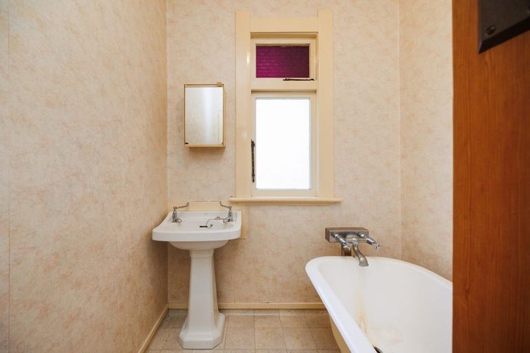 Photo of property in 122 Kawakawa Road, Feilding, 4775