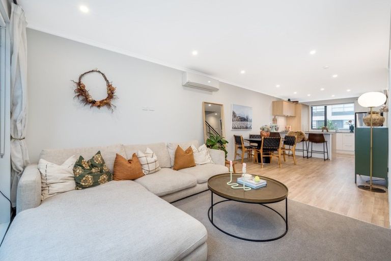Photo of property in 6 Horo Road, Flat Bush, Auckland, 2019