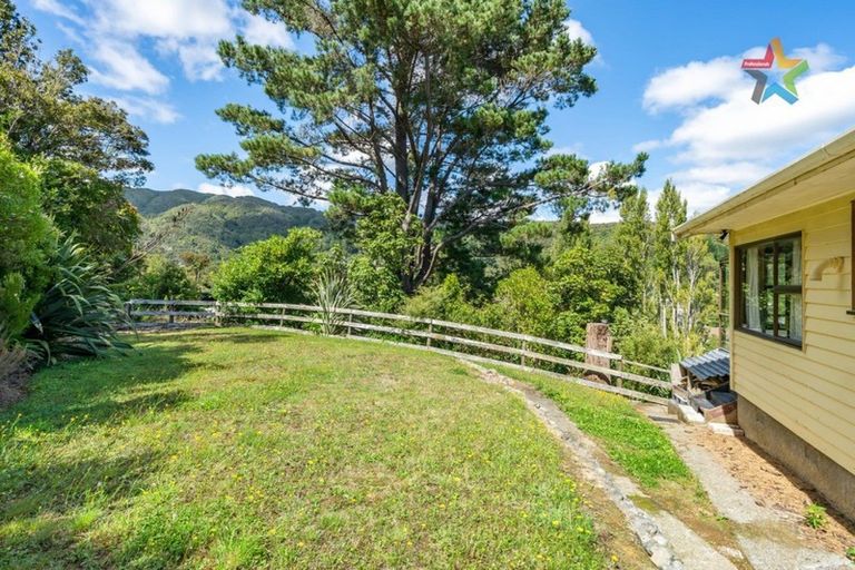 Photo of property in 51 Lowry Crescent, Stokes Valley, Lower Hutt, 5019