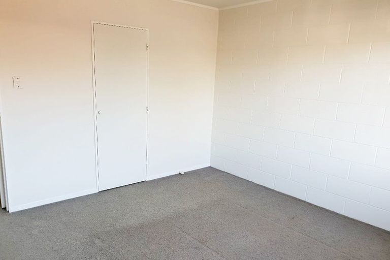 Photo of property in 8/84 Kenderdine Road, Papatoetoe, Auckland, 2025