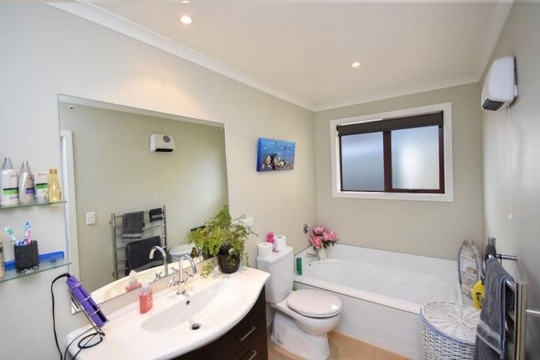 Photo of property in 5 Saint James Place, Fairfield, Dunedin, 9018