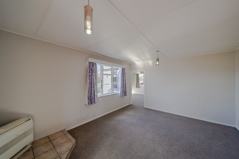 Photo of property in 27 Russell Road, Marewa, Napier, 4110