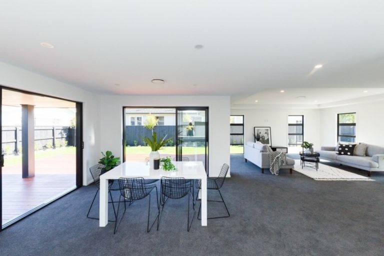 Photo of property in 324a College Street, West End, Palmerston North, 4410