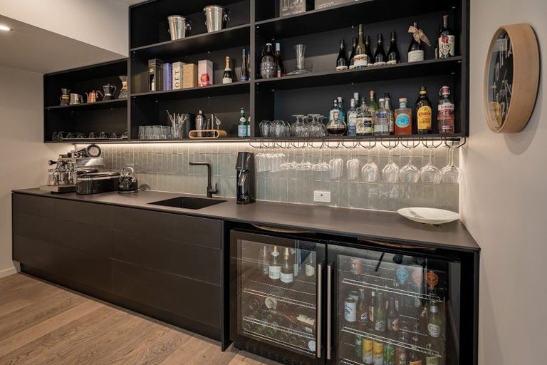 Photo of property in 4 Garnet Grove, Birchville, Upper Hutt, 5018