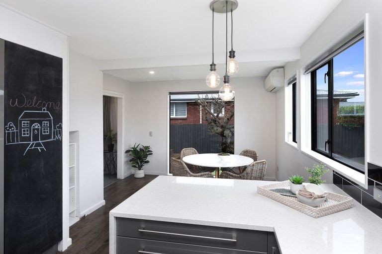 Photo of property in 1/1 Greers Road, Ilam, Christchurch, 8041