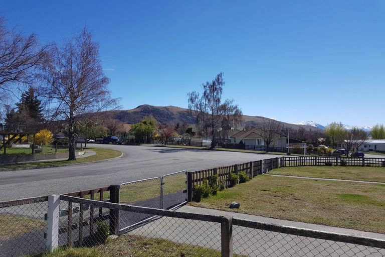 Photo of property in 1 Bill Apes Lane, Lake Tekapo, 7999