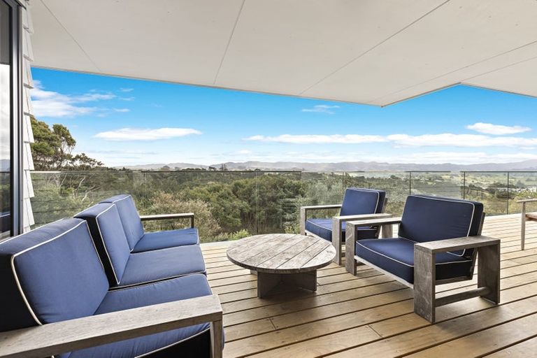 Photo of property in 2 Kauri Drive, Sandspit, Warkworth, 0982