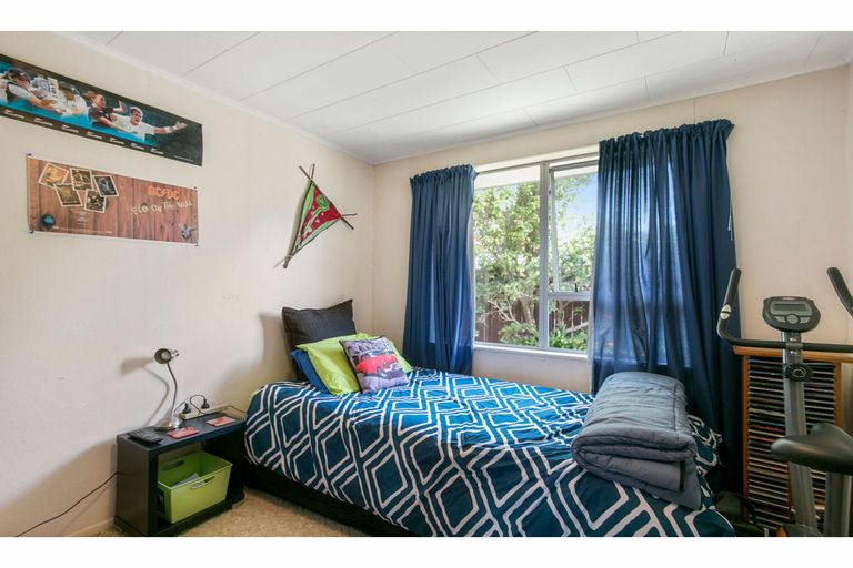 Photo of property in 1/156 Knights Road, Hutt Central, Lower Hutt, 5011