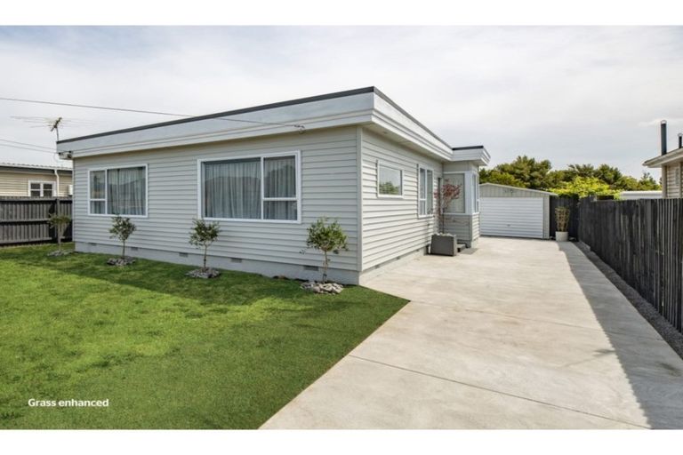 Photo of property in 309 Bower Avenue, North New Brighton, Christchurch, 8083