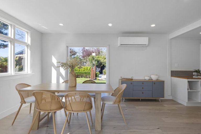 Photo of property in 87 Saint Andrews Hill Road, Mount Pleasant, Christchurch, 8081