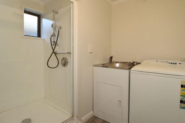 Photo of property in 20a Till Street, South Hill, Oamaru, 9400