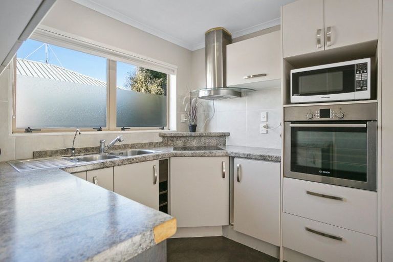 Photo of property in 3 Hilliard Place, Leamington, Cambridge, 3432