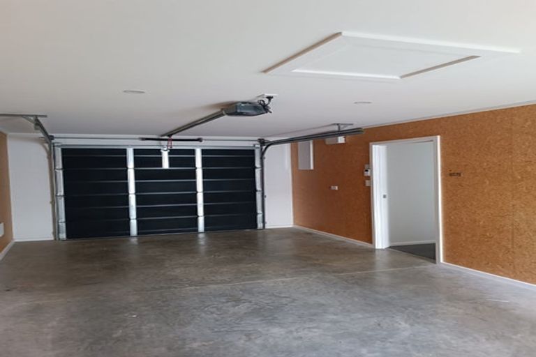 Photo of property in 22b Roberts Line, Kelvin Grove, Palmerston North, 4414