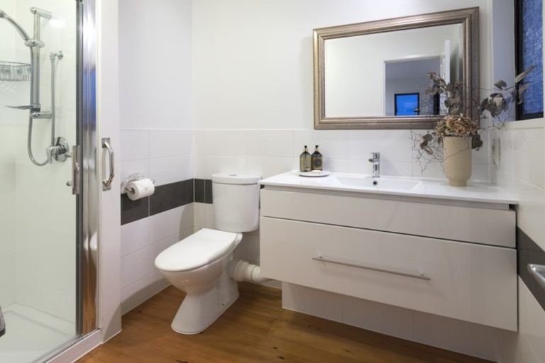 Photo of property in 74 Bramley Drive, Farm Cove, Auckland, 2012