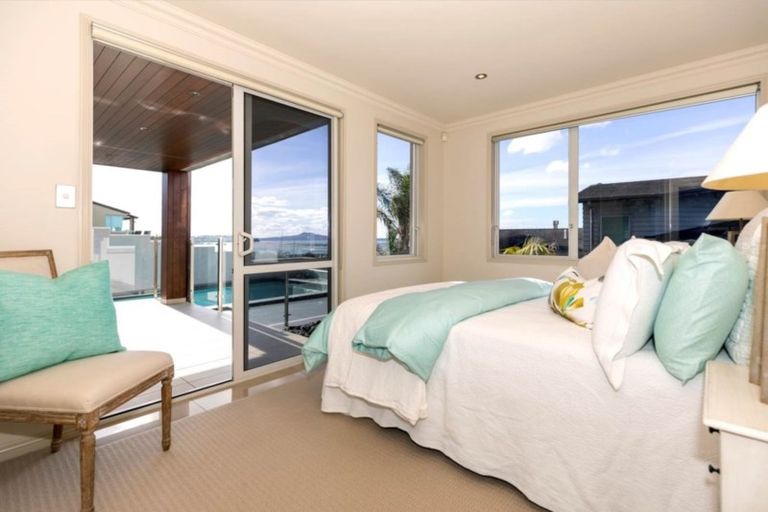 Photo of property in 72 Compass Way, Half Moon Bay, Auckland, 2012