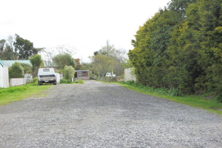 Photo of property in 24 Kahikatea Street, Inglewood, 4330