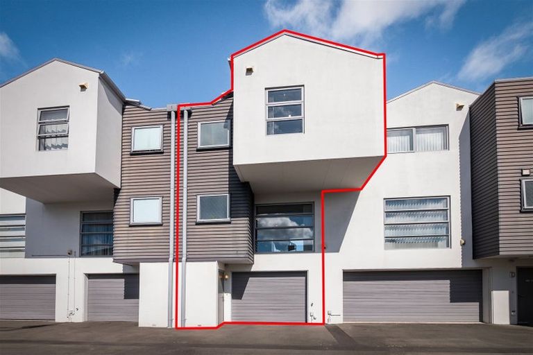 Photo of property in 42c Devon Street, Sydenham, Christchurch, 8023