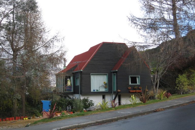 Photo of property in 61 Arawata Terrace, Sunshine Bay, Queenstown, 9300
