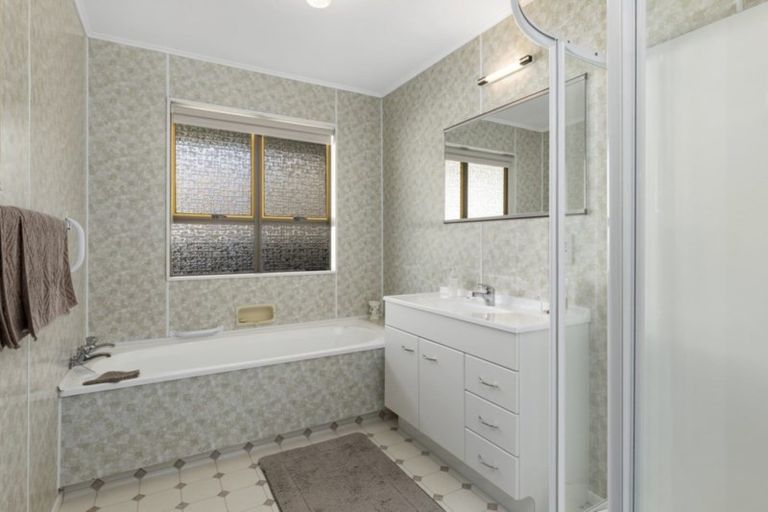 Photo of property in 7 Maire Street, Woburn, Lower Hutt, 5010