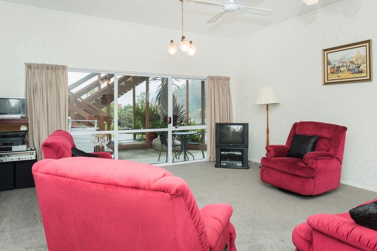 Photo of property in 60 Sunvale Crescent, Whataupoko, Gisborne, 4010