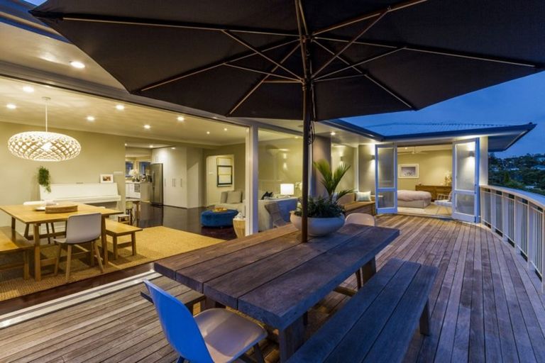 Photo of property in 13 Red Bluff Rise, Campbells Bay, Auckland, 0630