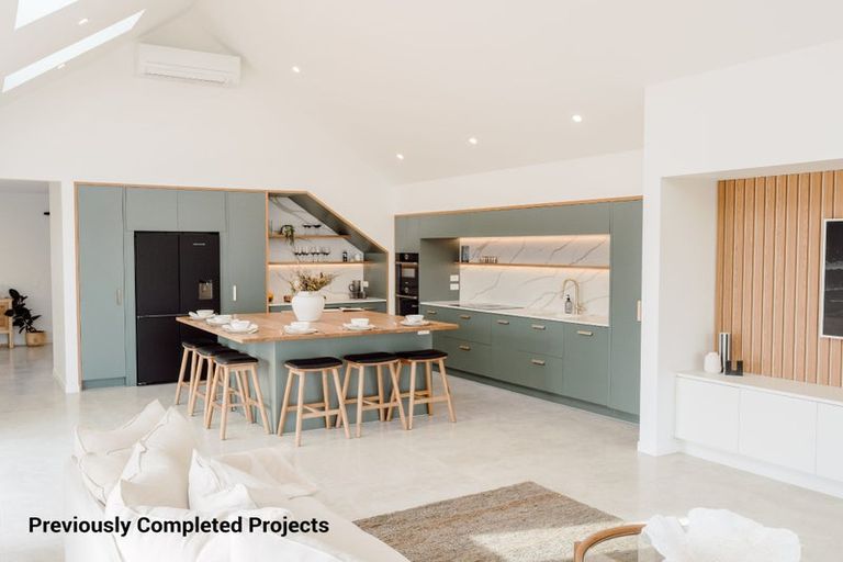 Photo of property in 39 Annie Aranui Drive, Poraiti, 4182