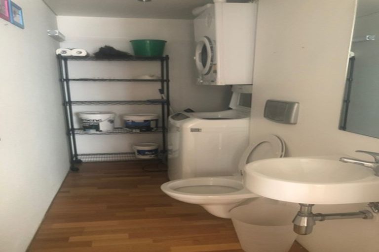 Photo of property in 306/28 Waterloo Quay, Pipitea, Wellington, 6011