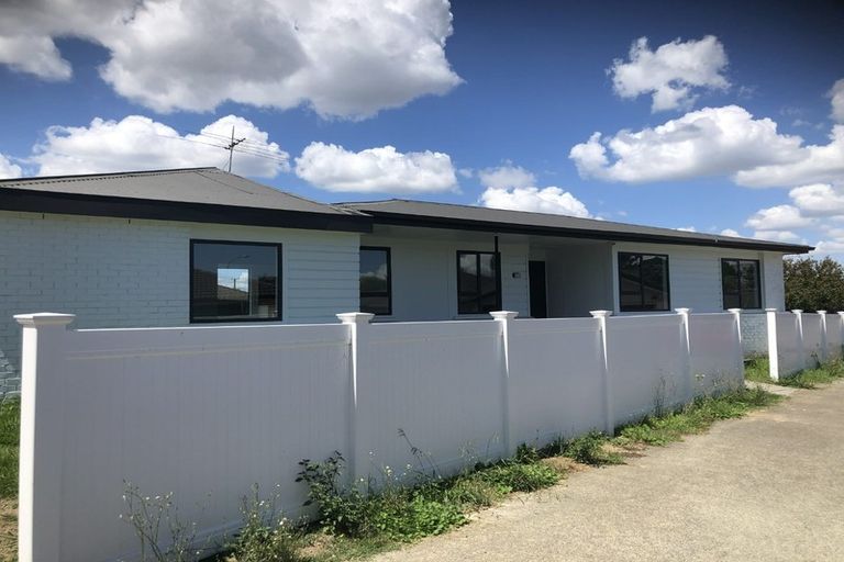 Photo of property in 10b Gifford Road, Papatoetoe, Auckland, 2025