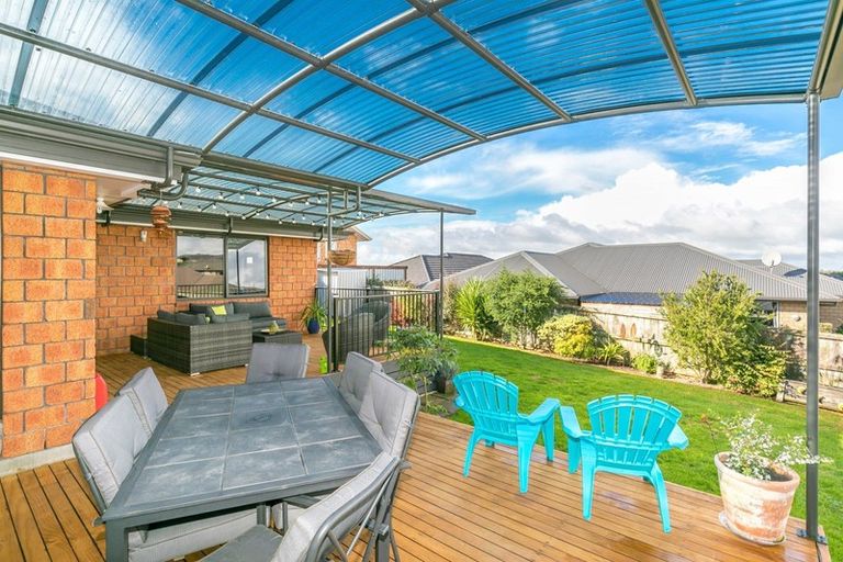 Photo of property in 16 Evergreen Rise, Grandview Heights, Hamilton, 3200